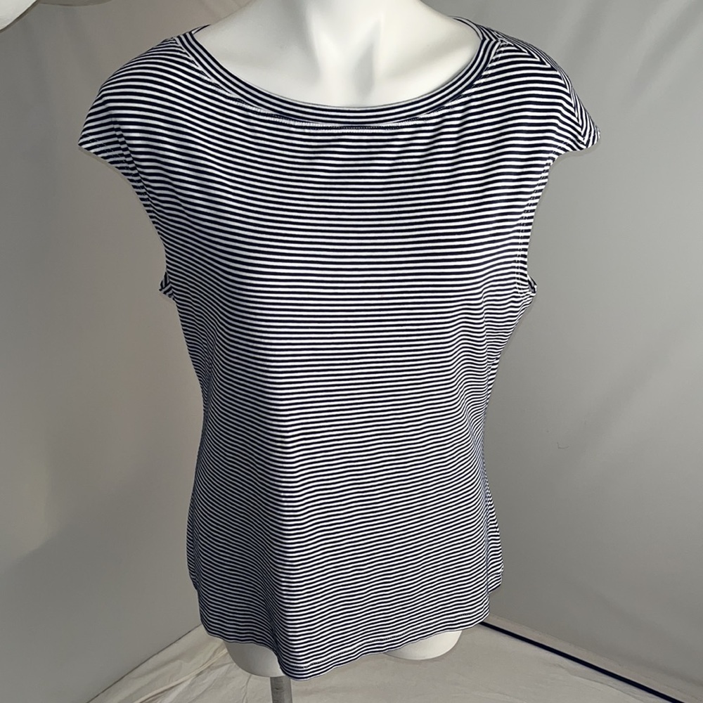 St. John navy and white pinstripe sleeveless activewear top L